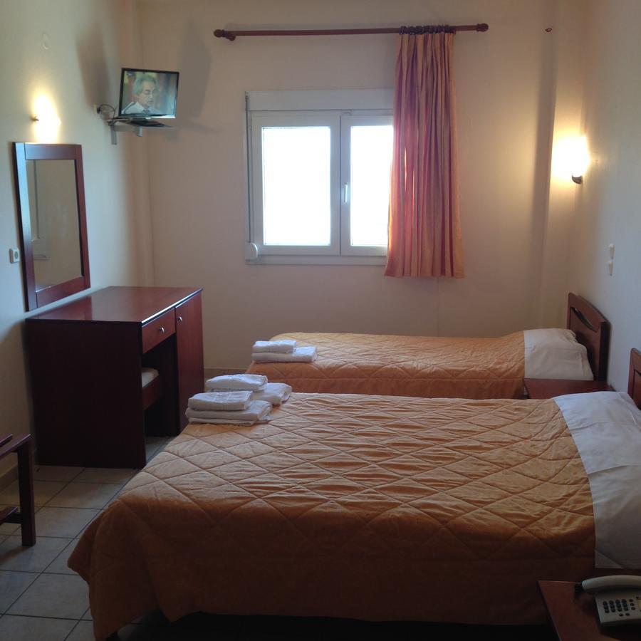 Hotel Akrogiali Korinos Ngoại thất bức ảnh
