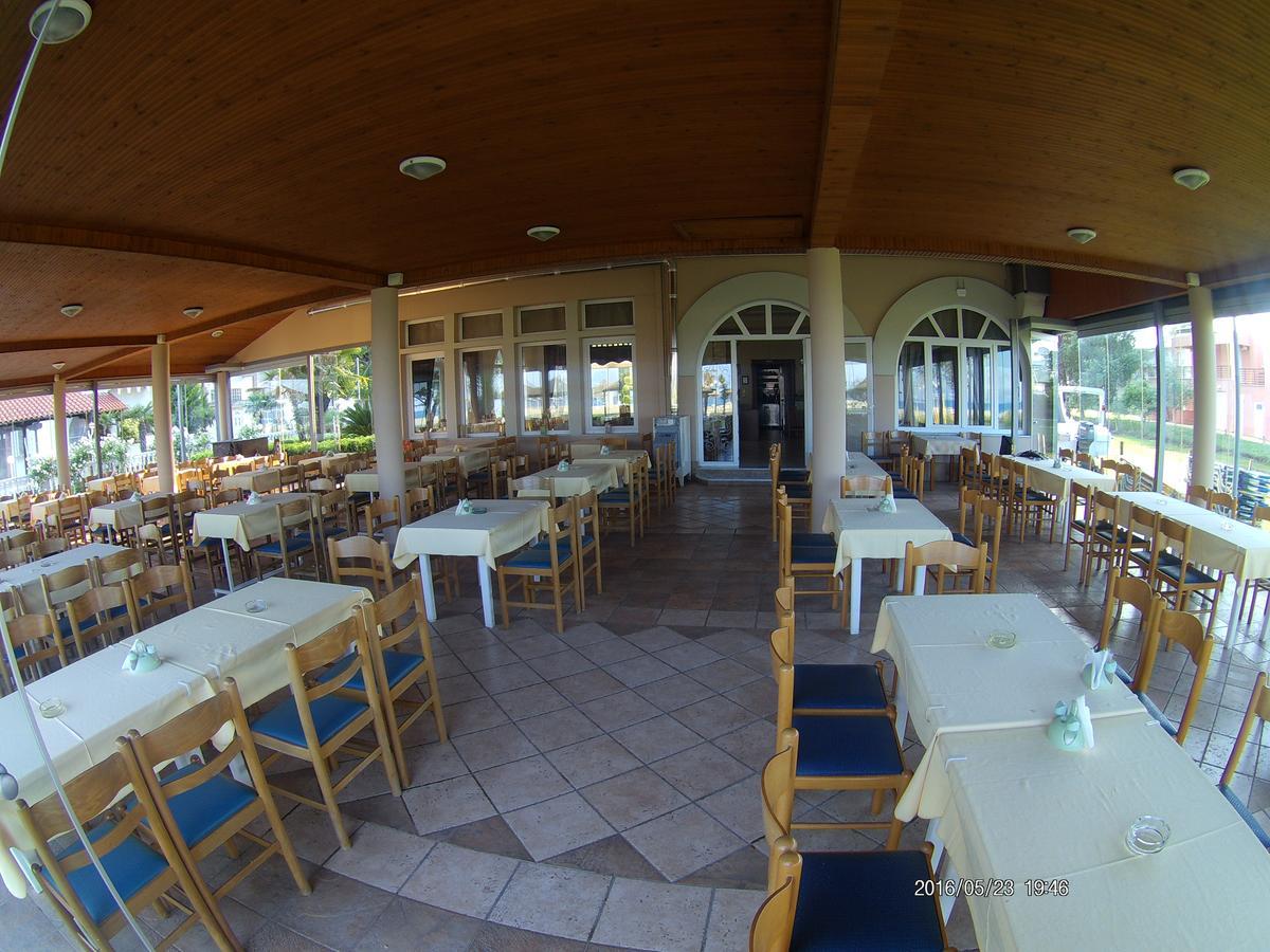 Hotel Akrogiali Korinos Ngoại thất bức ảnh
